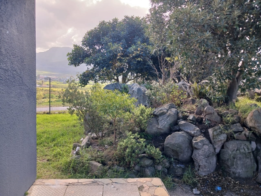 3 Bedroom Property for Sale in Pineview Western Cape